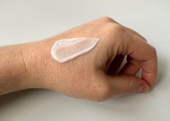 Crème anti-âge fermeté